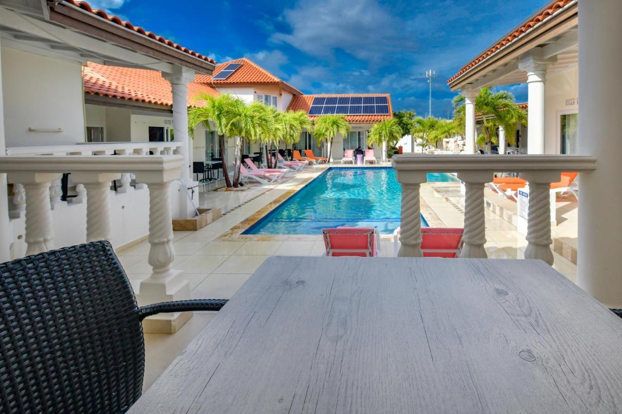 Boutique Hotel Swiss Paradise Aruba Villas And Suites Palm Beach Exteriér fotografie
