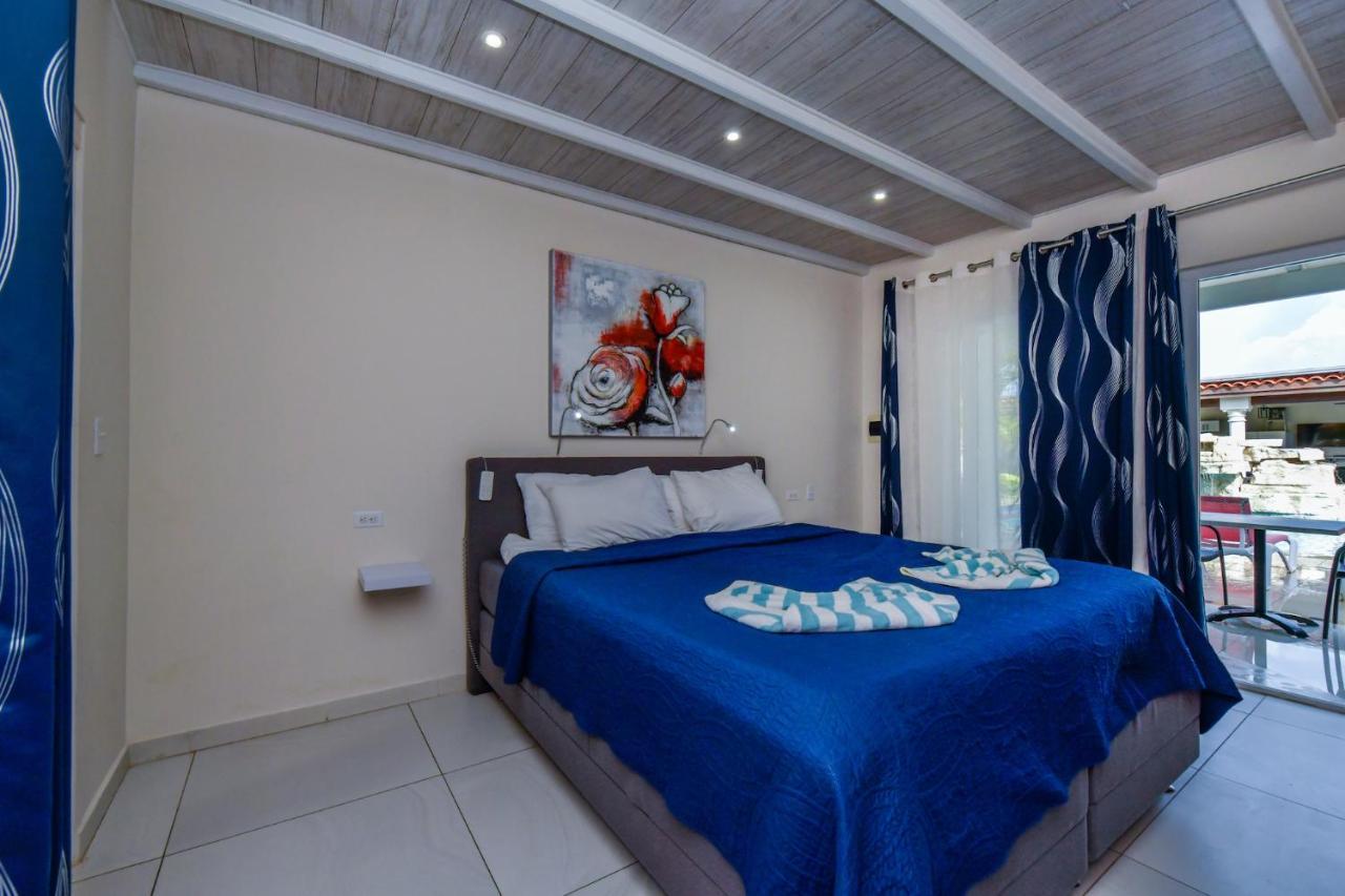 Boutique Hotel Swiss Paradise Aruba Villas And Suites Palm Beach Exteriér fotografie