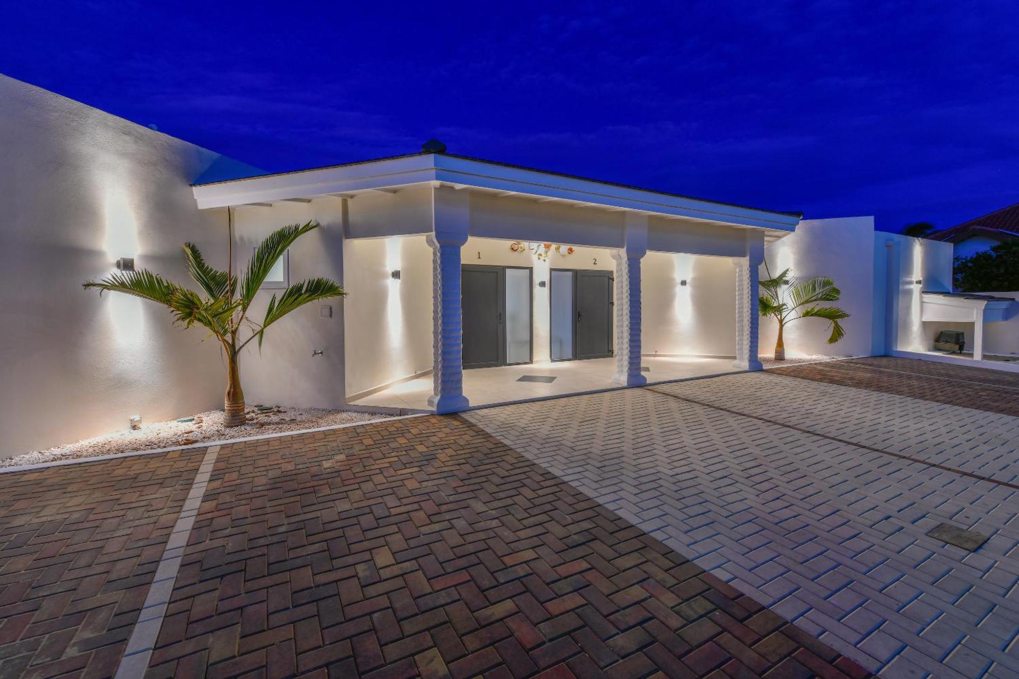 Boutique Hotel Swiss Paradise Aruba Villas And Suites Palm Beach Exteriér fotografie