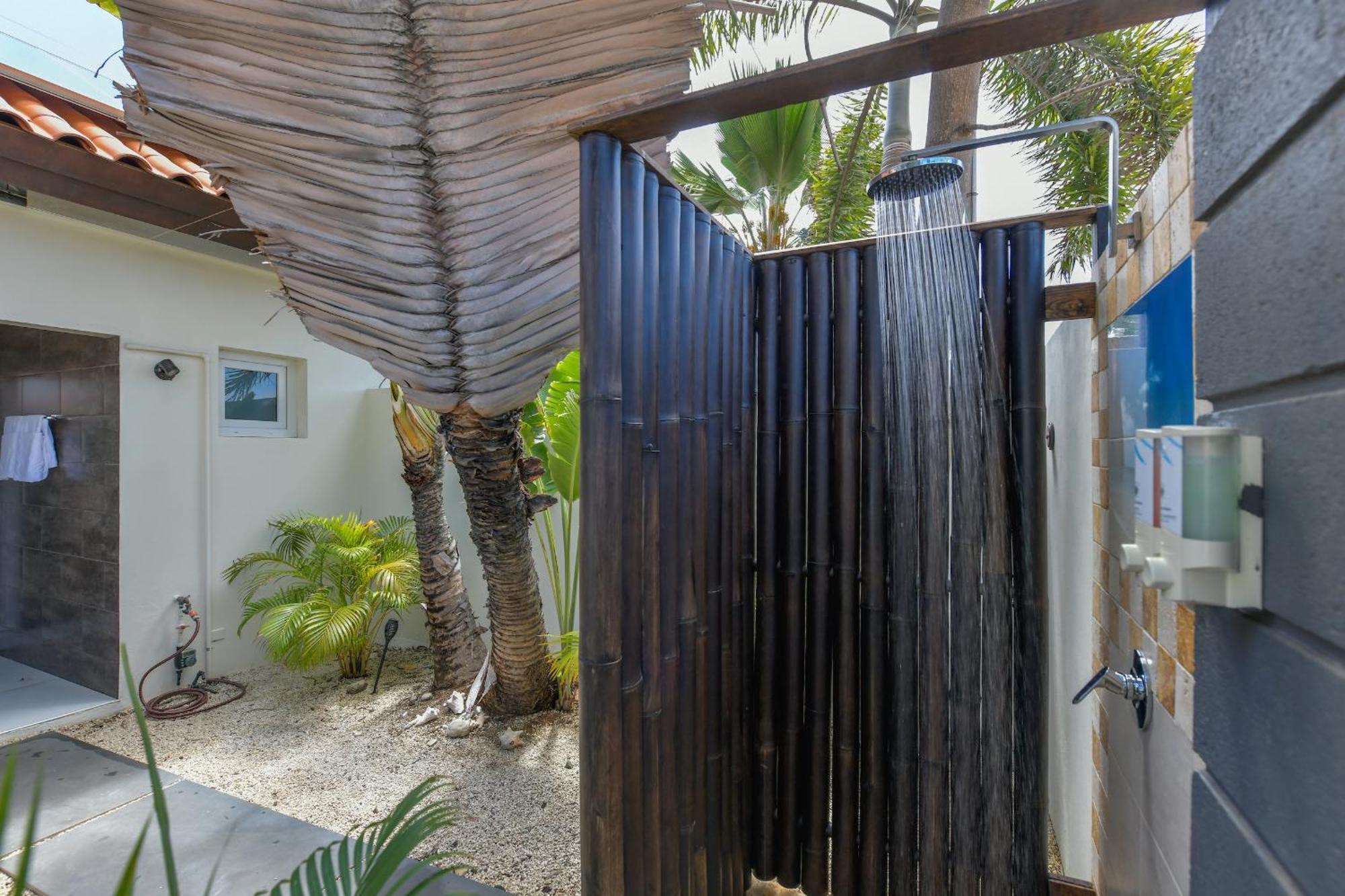Boutique Hotel Swiss Paradise Aruba Villas And Suites Palm Beach Exteriér fotografie