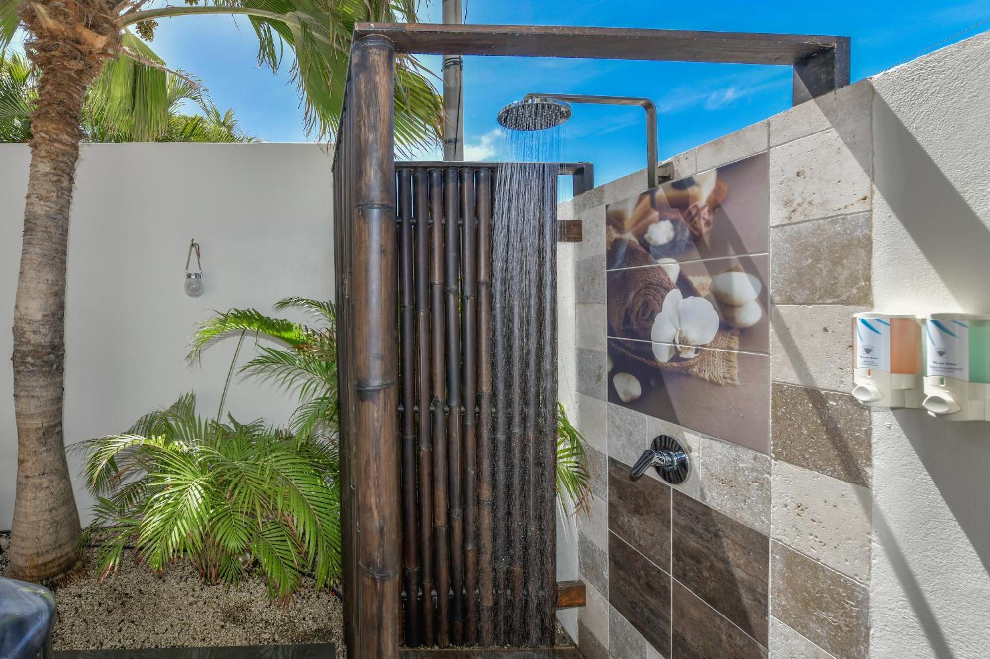 Boutique Hotel Swiss Paradise Aruba Villas And Suites Palm Beach Exteriér fotografie